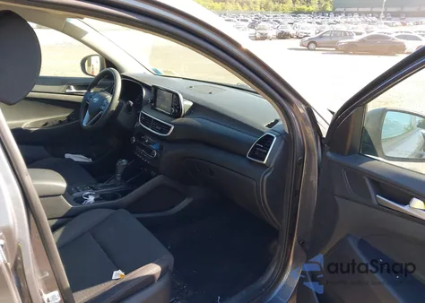 2019 Hyundai Tucson Sel z USA, uszkodzony, nr VIN KM8J3CAL1KU934598